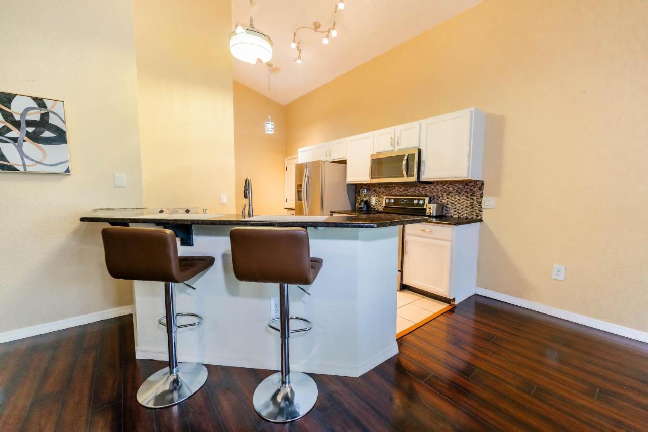 Home In Davenport Cheerful 4-Bedroom With Pool Exteriör bild