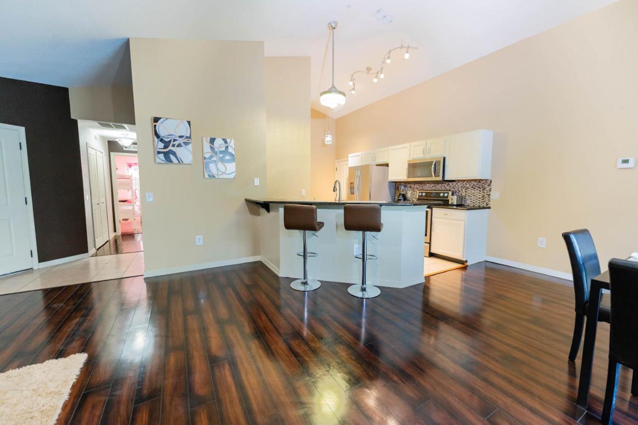 Home In Davenport Cheerful 4-Bedroom With Pool Exteriör bild